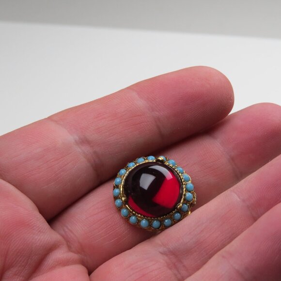 Hattie Carnegie vintage earrings clip on - Picture 3 of 4